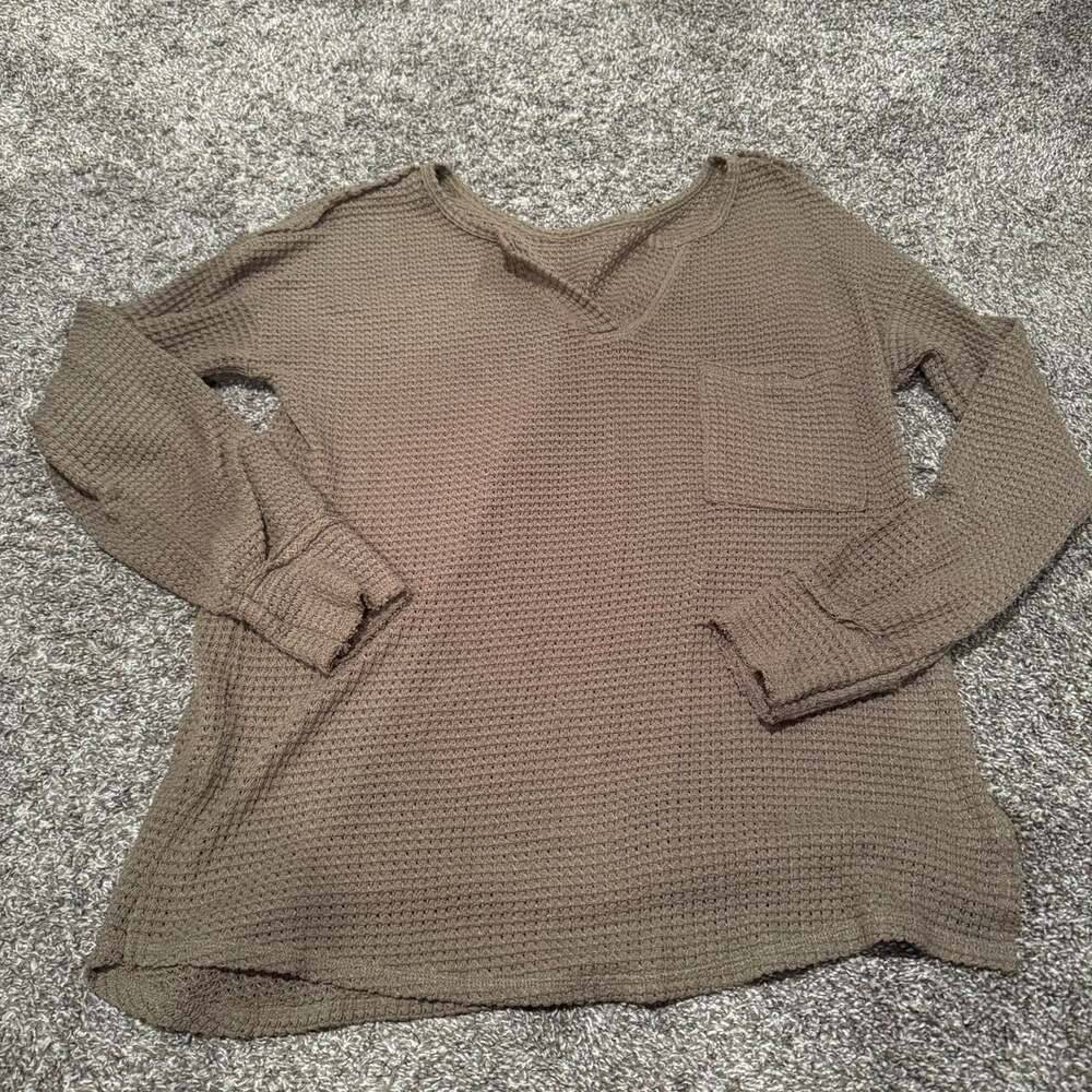 American Eagle Waffle Knit Long Sleeve Thermal Pocket Tee, Brown, Size M